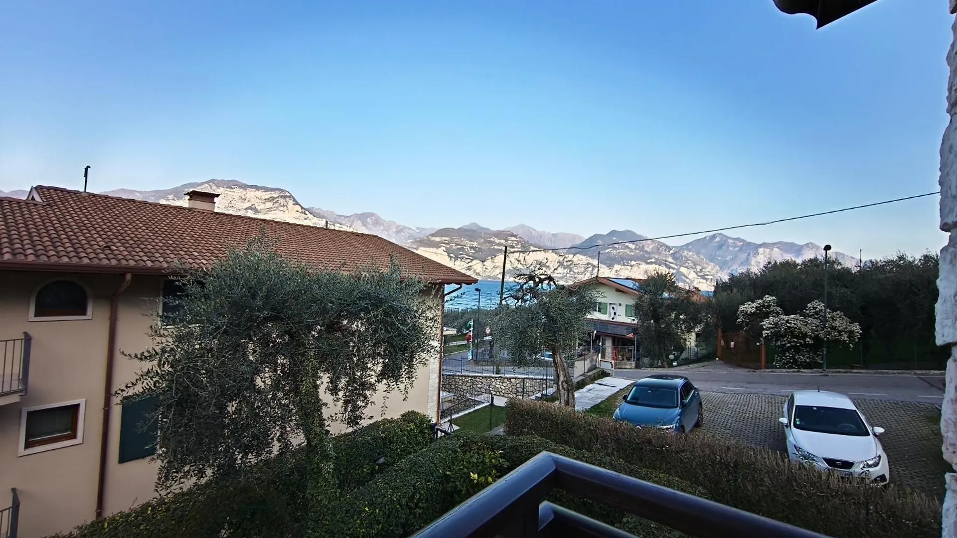 Apartment Residence Appartamenti Rossana Con Piscina Brenzone sul Garda Italy
