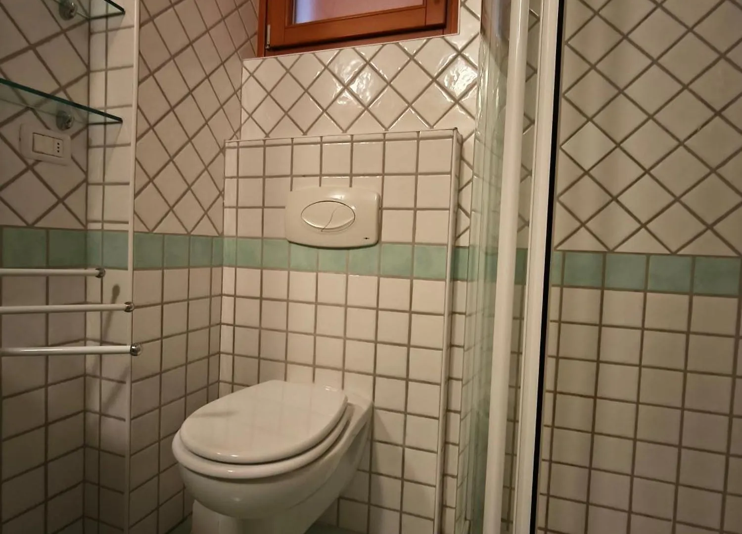 Apartment Residence Appartamenti Rossana Con Piscina Brenzone sul Garda Italy