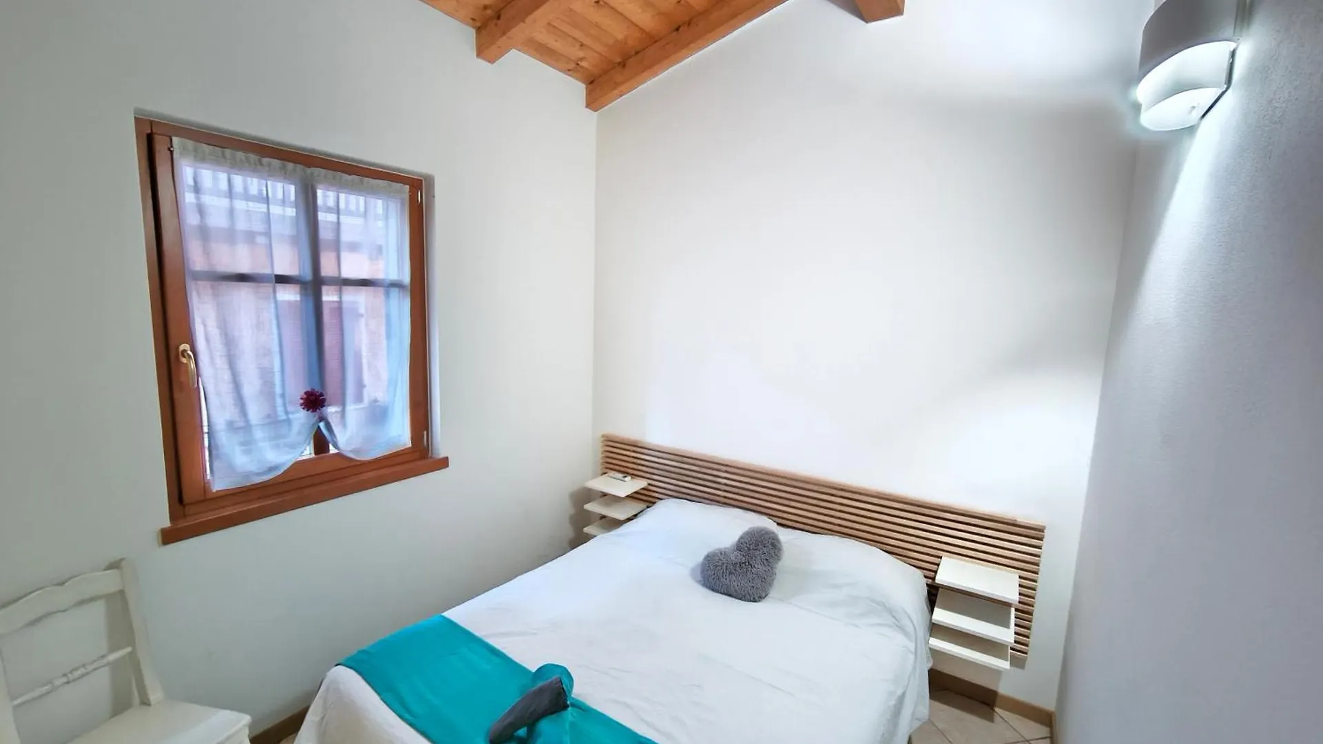 Apartment Residence Appartamenti Rossana Con Piscina Brenzone sul Garda