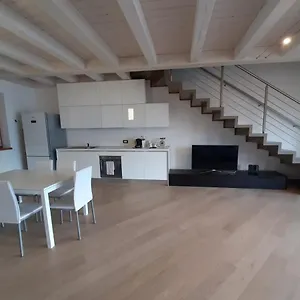  Apartment Bmp Deluxe 1 Jacuzzi Riscaldata Privata Vista Di Garda