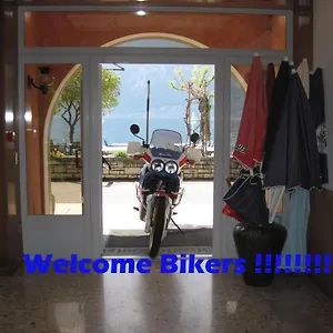 Hotel Piccolo Direkt Am, Brenzone sul Garda