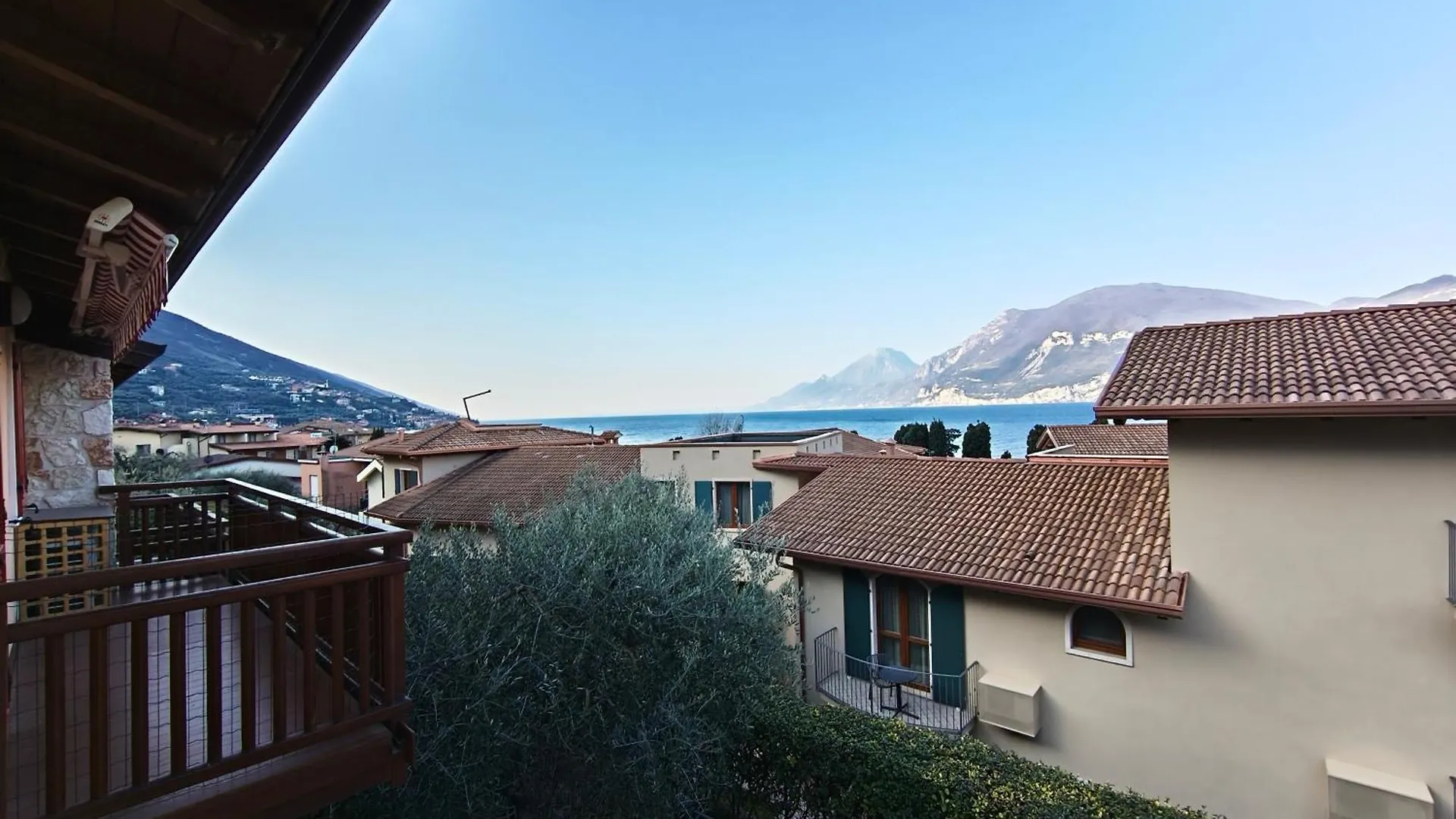 Residence Appartamenti Rossana Con Piscina Brenzone sul Garda